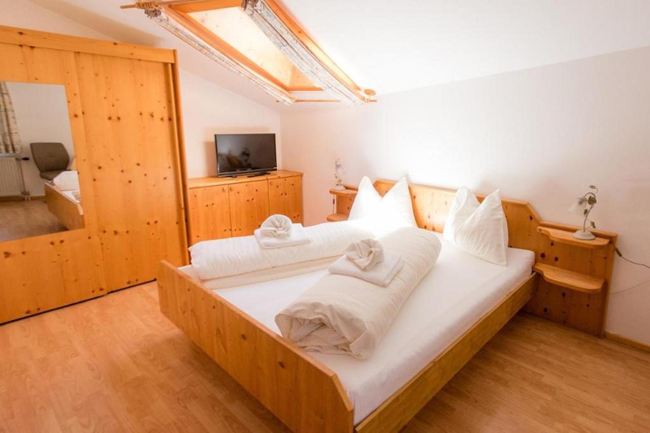 Hotel Oetscherblick ลัคเคินฮอฟ ภายนอก รูปภาพ