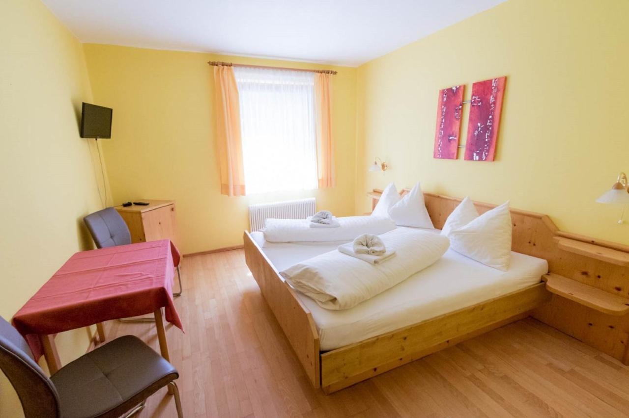 Hotel Oetscherblick ลัคเคินฮอฟ ภายนอก รูปภาพ